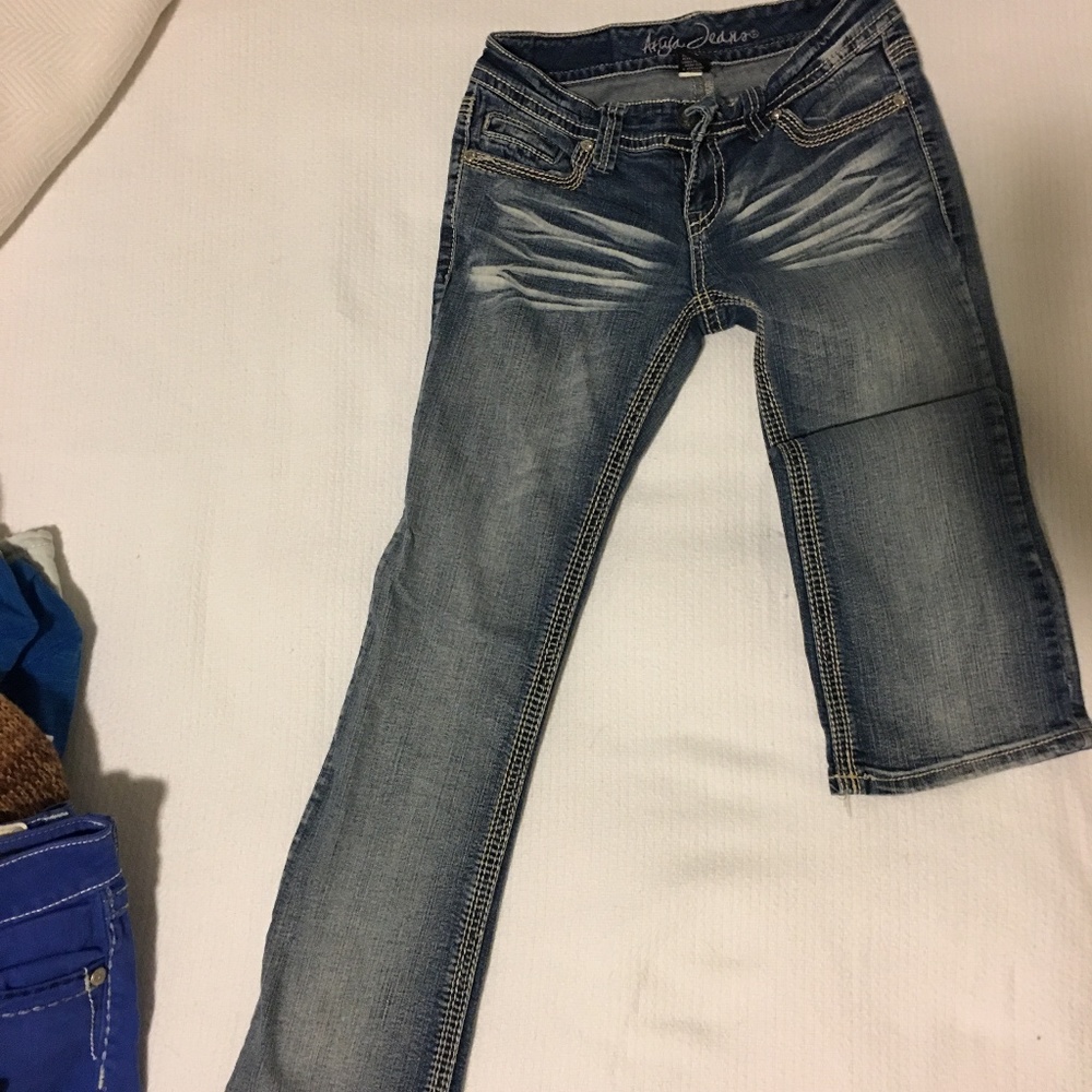 Jeans